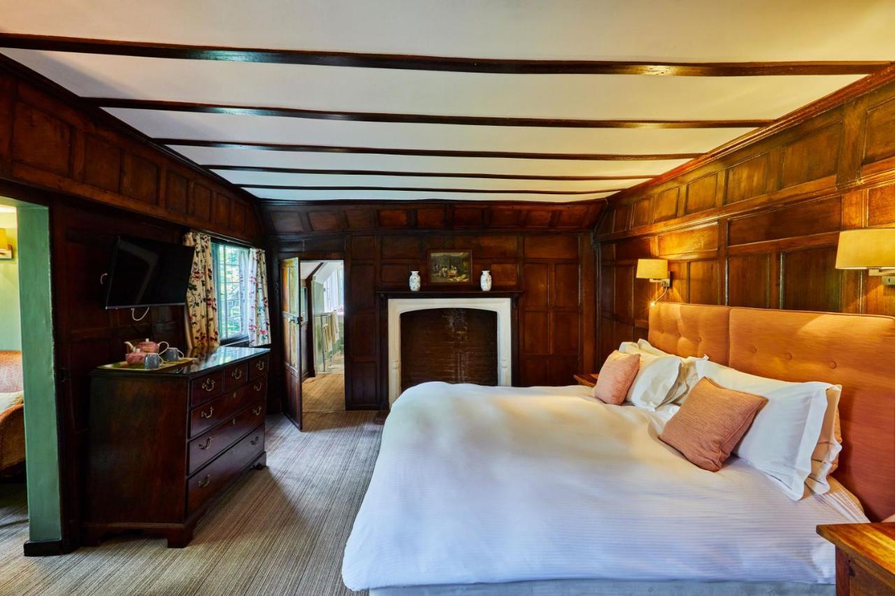 Ockenden Manor Hotel & Spa Cuckfield Exterior foto