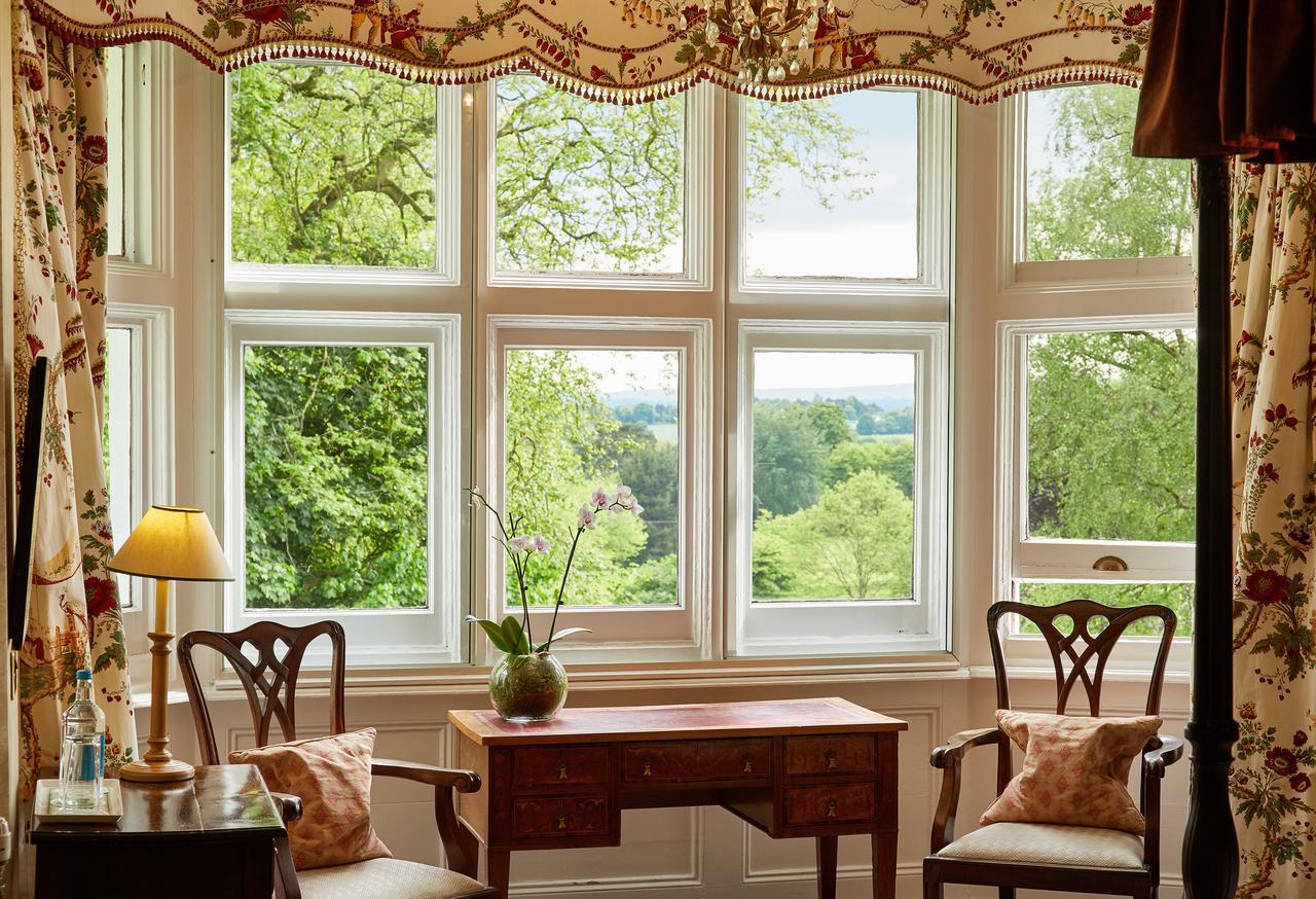 Ockenden Manor Hotel & Spa Cuckfield Exterior foto