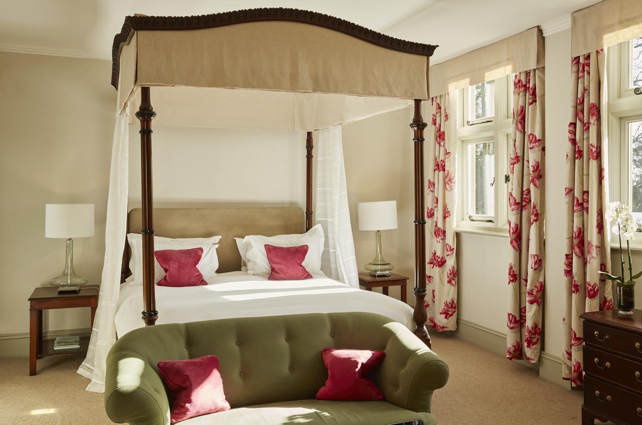 Ockenden Manor Hotel & Spa Cuckfield Exterior foto